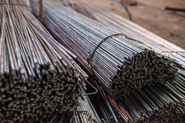 Armatür binaları metalürjik ürünlerin depolandığı depoda bulunmaktadır. Yapısal yapının ögesi