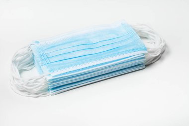 Doktor koruyucu maske ve korona virüsü koruması.