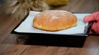 Pastane taze ekmek fırıncı.