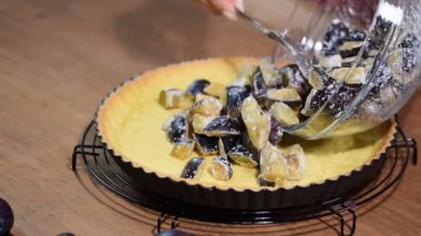 Yemek pasta erik ile. Lezzetli ev yapımı Erik pasta.