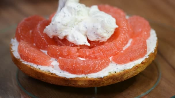 Confectioner Prepares Layer Cake Homemade Cake Grapefruit — Stock Video