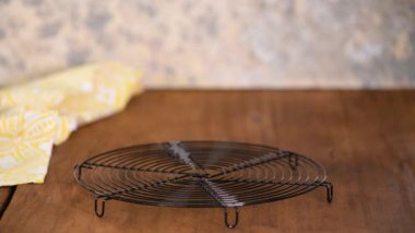 Taze pişmiş Fransız ekmeği. Geleneksel Fransız ekmeği..