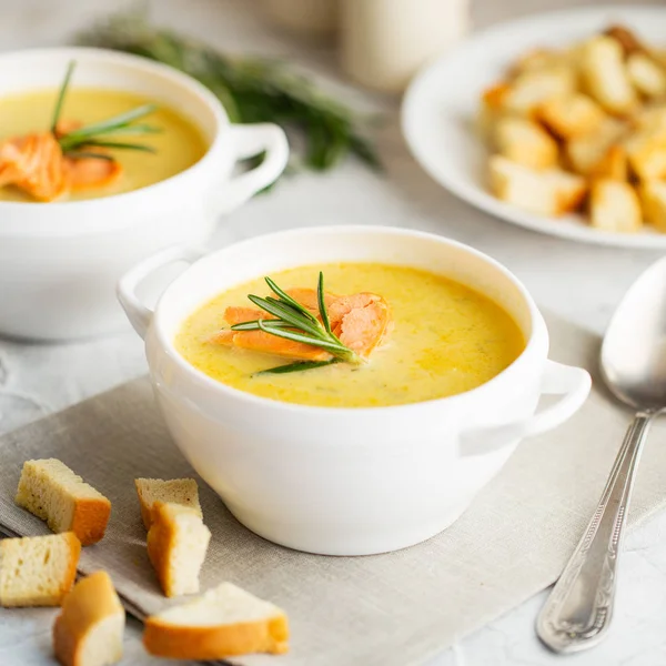 Fish cream soup with Salmon, cheese, Potatoes and herbs — Stock Image Fish cream soup with Salmon, cheese, Potatoes and herbs Royalty Free Stock Images
