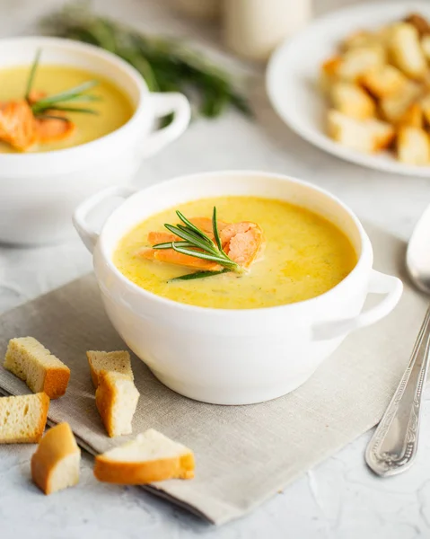 Fish cream soup with Salmon, cheese, Potatoes and herbs — Stock Image Fish cream soup with Salmon, cheese, Potatoes and herbs Royalty Free Stock Photos