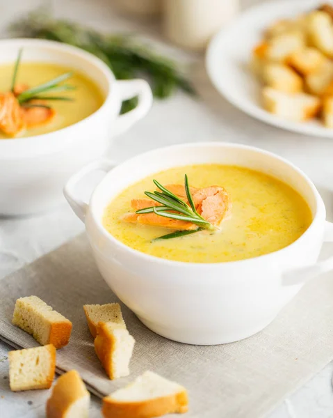 Fish cream soup with Salmon, cheese, Potatoes and herbs — Stock Image Fish cream soup with Salmon, cheese, Potatoes and herbs Royalty Free Stock Images