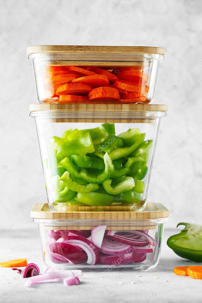 Glass boxes with fresh raw vegetables. Healthy Meal Prep - recip