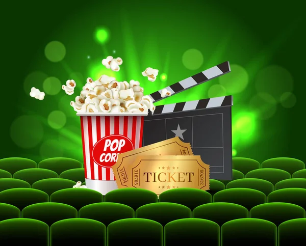 Projekt plakatu Green Cinema Movie Design. Baner z szablonem wektorowym na premierę filmu lub pokaz z miejscami, pudełkiem popcornu, klapperem i złotymi biletami. — Wektor stockowy