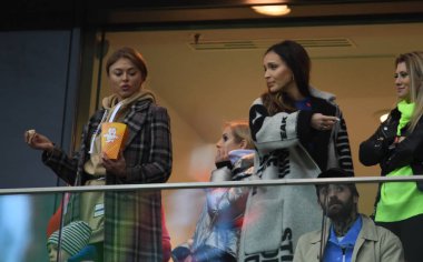 Marina Luczenko-Szczesna karısı Uefa Euro 2020 sırasında Wojciech Szczesny (Polonya), Polonya - 24 Mart 2019 yılında Letonya çizer, Varşova, Polonya Pge Ulusal Stadyumu Varşova Letonya ile 2:0 kazandı.