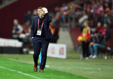 Jerzy Brzeczek Koç (Polonya) verir yönergeleri Uefa Euro 2020 sırasında Polonya çizer - 24 Mart 2019 yılında Letonya, Varşova, Polonya Pge Ulusal Stadyumu Varşova Letonya ile 2:0 kazandı