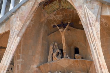 Barcelona, İspanya - 28 Haziran 2017: La Sagrada Familia Katedrali. Yaz seyahat Barcelona için.