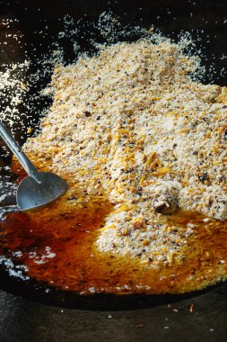 Geleneksel plov Taşkent üzerinden. Ozbekistan ülkesindeki Ulusal Gıda.