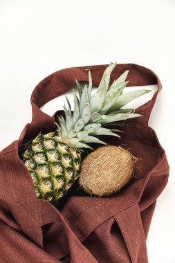 Kahverengi Yeniden Kullanılabilir Sıfır Ananas Atık Torbası