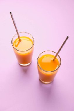 Metalik Çelik Borulu İki Portakal Suyu Bardağı