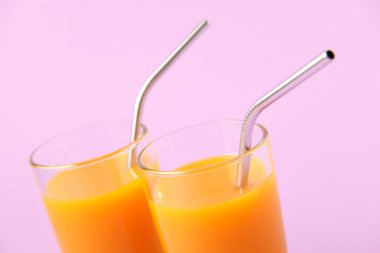 Metalik Çelik Borulu İki Portakal Suyu Bardağı