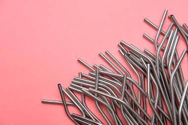 Çelik Alüminyum ve Beyaz Plastik İçme Saman