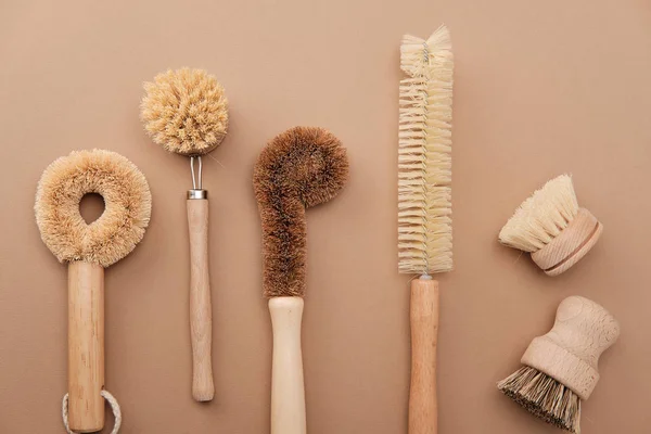 Kitchen Dish Brushes in Brown Ceramic Cup