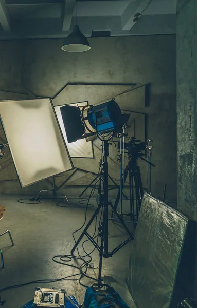 sette aydınlatma donanımları