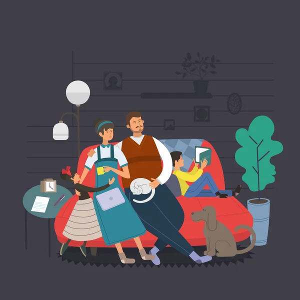 Familia feliz juntos. Mamá, papá y los niños sentados en el sofá en casa . — Vector de stock