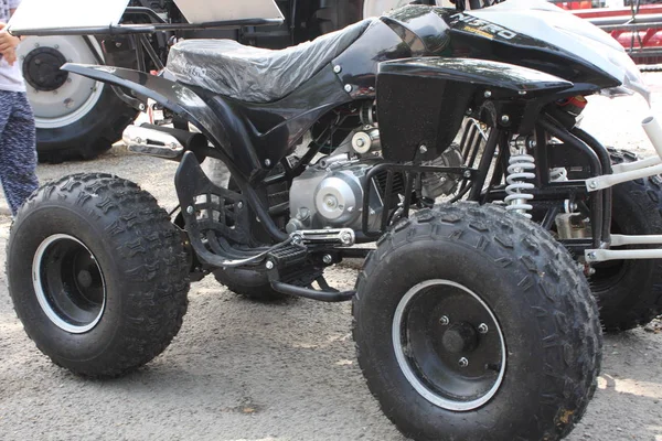 Red Quad Bike Road Vehicle — Stock Photo, Image