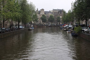  Amsterdam manzaralı, Hollanda yağmurlu bir günde