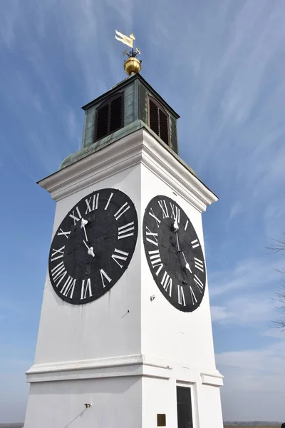 Tower Met Vintage Klok Petrovaradin Fort Een Van Bezienswaardigheden Van — Stockfoto