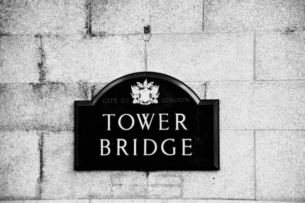 Tower bridge in Londen, Groot-Brittannië — Stockfoto