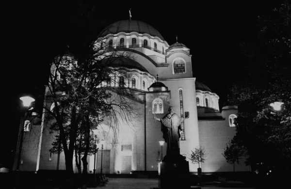 Katedra Saint Sava w nocy, Belgrad, Serbia — Zdjęcie stockowe