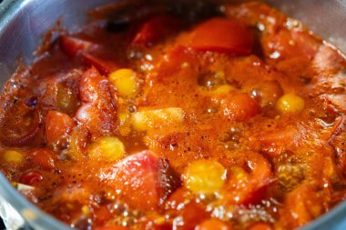 Salata veya çorba için domates, Solanum Lycopersicum.