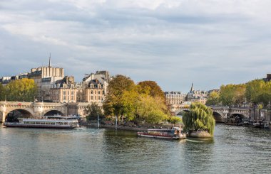 Seine Nehri, Paris, Fransa - Seyahat Avrupa