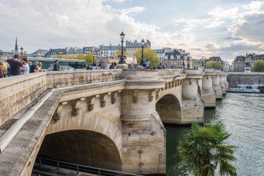 Seine Nehri, Paris, Fransa - Seyahat Avrupa-15 Ekim 2018