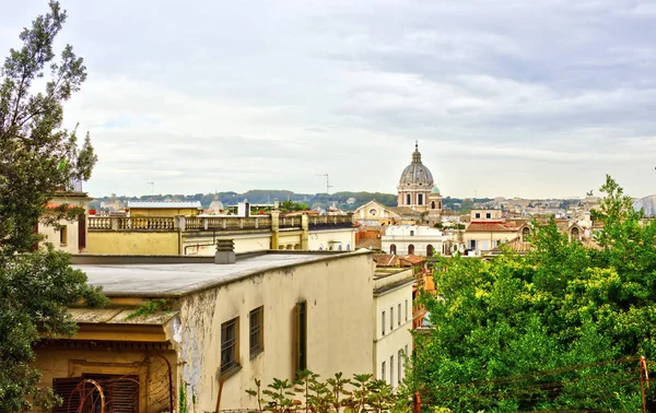 Roma, İtalya, seyahat Avrupa'nın güzel panoramik şehir manzarası, — Stok fotoğraf