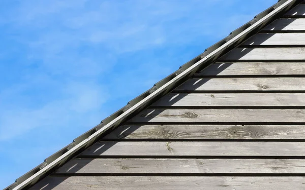 Blue Sky Diagonally Located Part Wooden Wall Horizontal Panels Roof — Stock Photo, Image