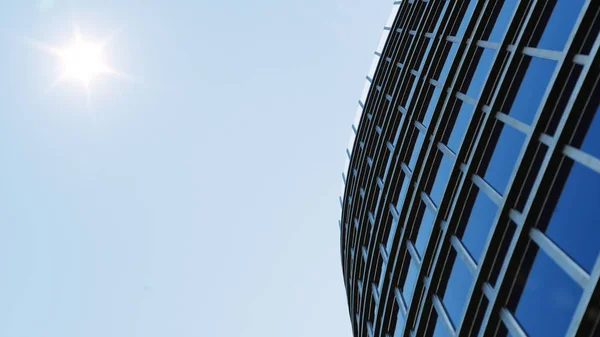 Low angle view of skyscrapers. Skyscrapers looking up perspective. Bottom view of modern skyscrapers in business district in daylight. Business concept of success, 3D illustration — Stock Photo, Image