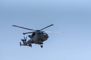 Kontrol kulesi RNA'ların Yeovilton, İngiltere'de İngiltere'de geçen Lithoanian Hava Kuvvetleri Sar helikopteri 