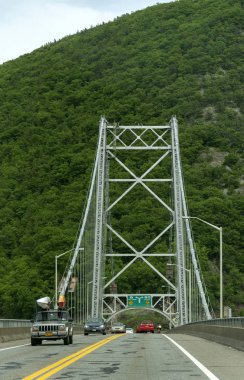 Bear Mountain asma köprü, otoyol ücreti ödemek için New York State, ABD otomobil satır içi