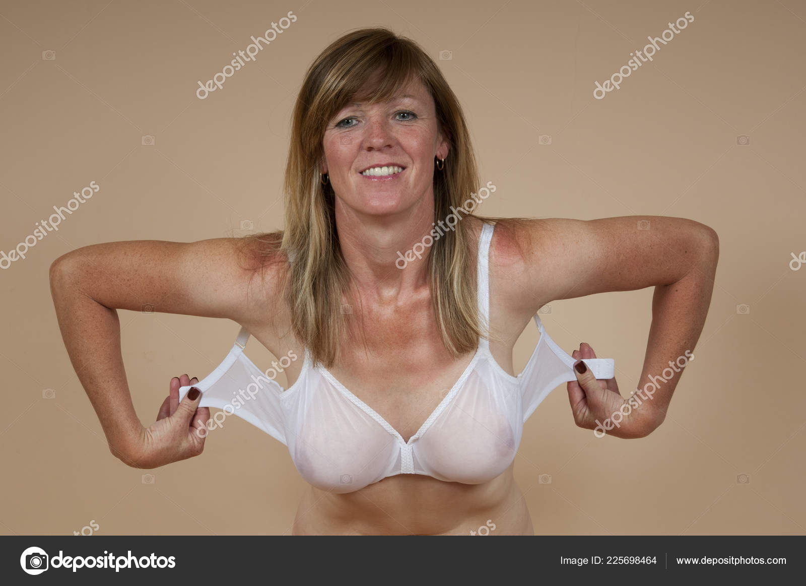 Блондинка Крепящий Бюстгальтер 