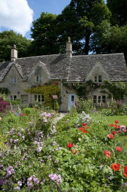 Yazlık Bahçe Bibury Gloucestershire İngiltere'de İngilizce