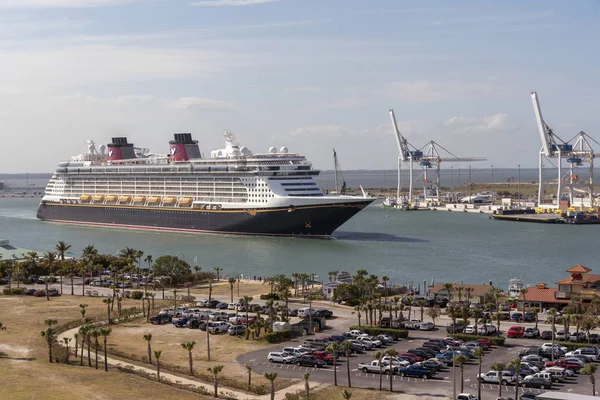 Puerto Cañaveral Florida Circa 2017 Crucero Disney Fantasy Saliendo Port — Foto de Stock