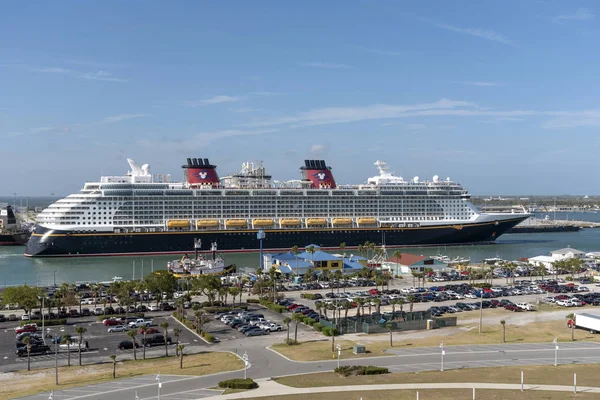 Puerto Cañaveral Florida Circa 2017 Crucero Disney Fantasy Saliendo Port — Foto de Stock