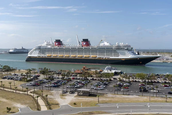 Puerto Cañaveral Florida Circa 2017 Crucero Disney Fantasy Saliendo Port — Foto de Stock