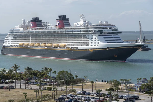 Puerto Cañaveral Florida Circa 2017 Crucero Disney Fantasy Saliendo Port — Foto de Stock