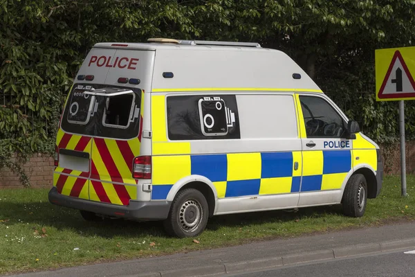 Police Van Parked Grass Verge Rear Camera Checking Speeding Motorists — Stock Photo, Image