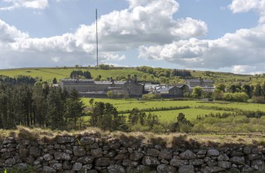 Princetown, Dartmoor, Devon, İngiltere, İngiltere. Mayıs 2019. Hm Prison Dartmoor bir kategori C erkekler cezaevi Dartmoor Milli Parkı granit inşa.