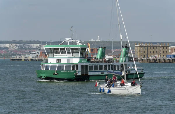 Portsmouth England May 2019 Gosport Passenger Ferry Harbour Spirit Underway — Zdjęcie stockowe