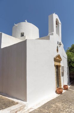 Nopigia, Girit, Yunanistan. Haziran 2019. Batı Girit Kissamos bölgesinde Nopigia St Panteleeimonos kilisesi.