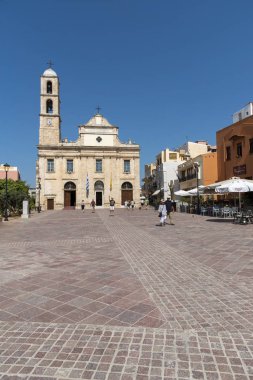 Hanya, Girit, Yunanistan. Haziran 2019. Chania Katedrali Panagia Trimartyri eski şehir merkezinde Chania Patron Saint adanmış.