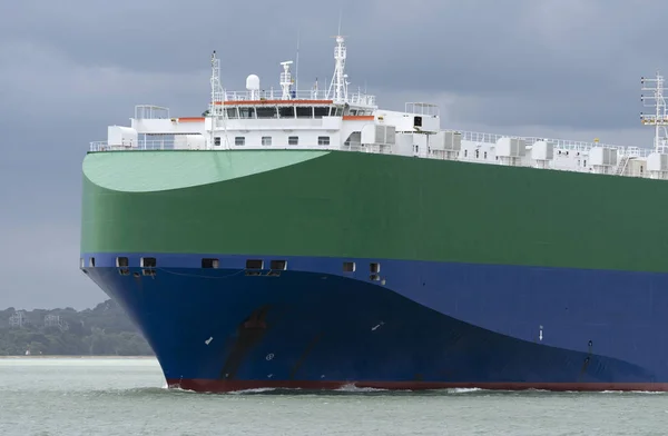 Southampton Water England September 2019 Vehicle Carrier Ship Painted Blue — Stock Photo, Image