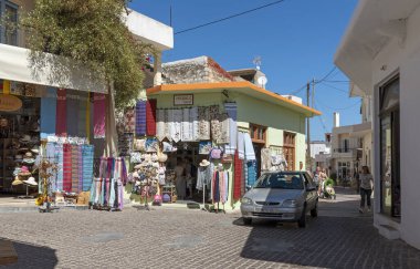 Mochos, Girit, Yunanistan. Ekim 2019. Girit, Malia yakınlarındaki bu dağ köyündeki iş alanının genel manzarası.