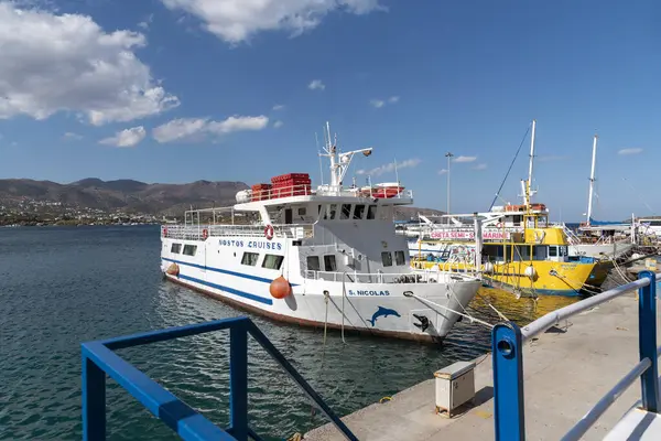 Agios Nikolaus Creta Grecia Octubre 2019 Puerto Agios Nikolaos Con — Foto de Stock