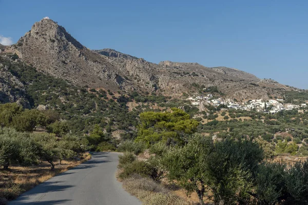 Pueblo Montaña Pefki Visto Desde Carretera Agios Stefanos Creta Grecia — Foto de Stock